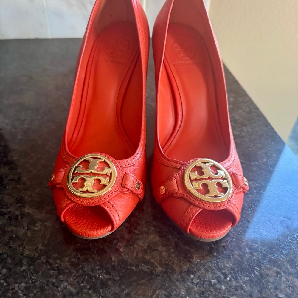 Tory Burch Women's Red Peep-Toe Heels